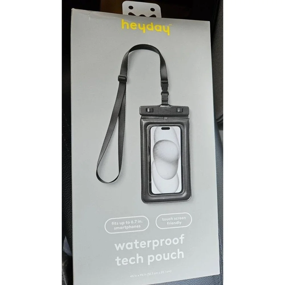 WATERPROOF tech pouch‎